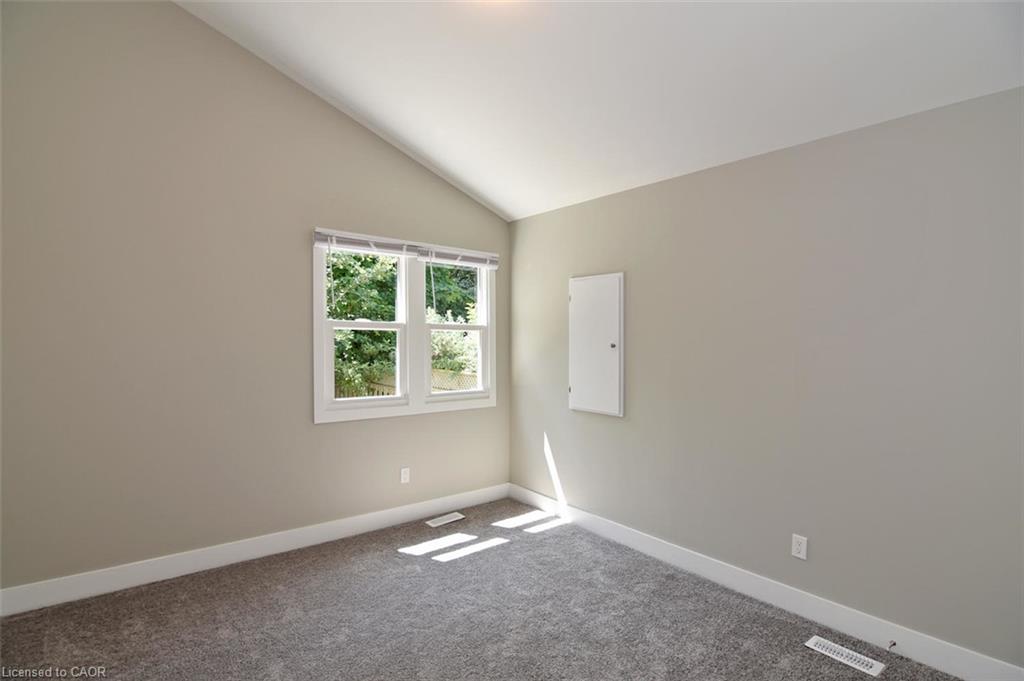 1 Southwood Crescent Property Photo 24
