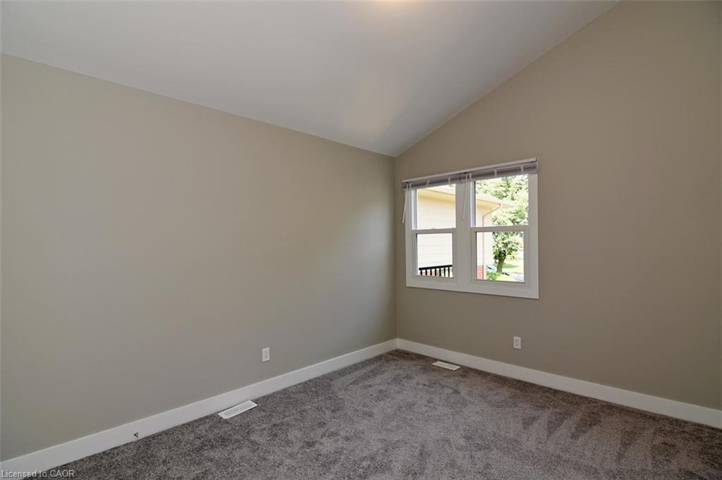 1 Southwood Crescent Property Photo 25