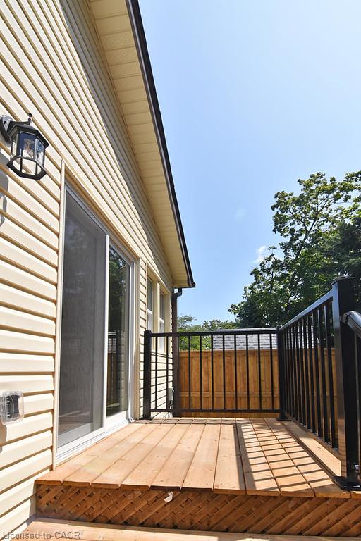 1 Southwood Crescent Property Photo 27