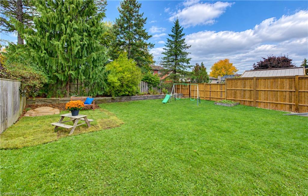 102 Toynbee Crescent Property Photo 34