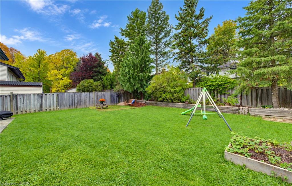 102 Toynbee Crescent Property Photo 40