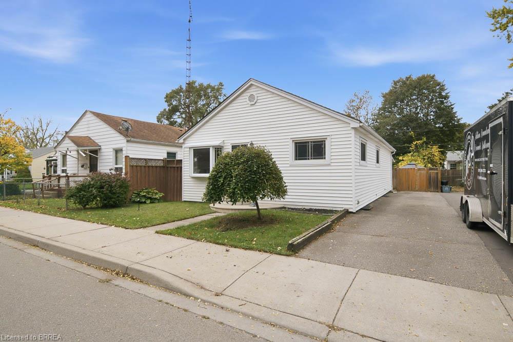 69 Sixth Avenue Property Photo 7