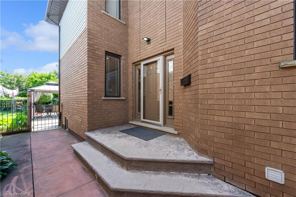 847 West 5th Street Property Photo 46