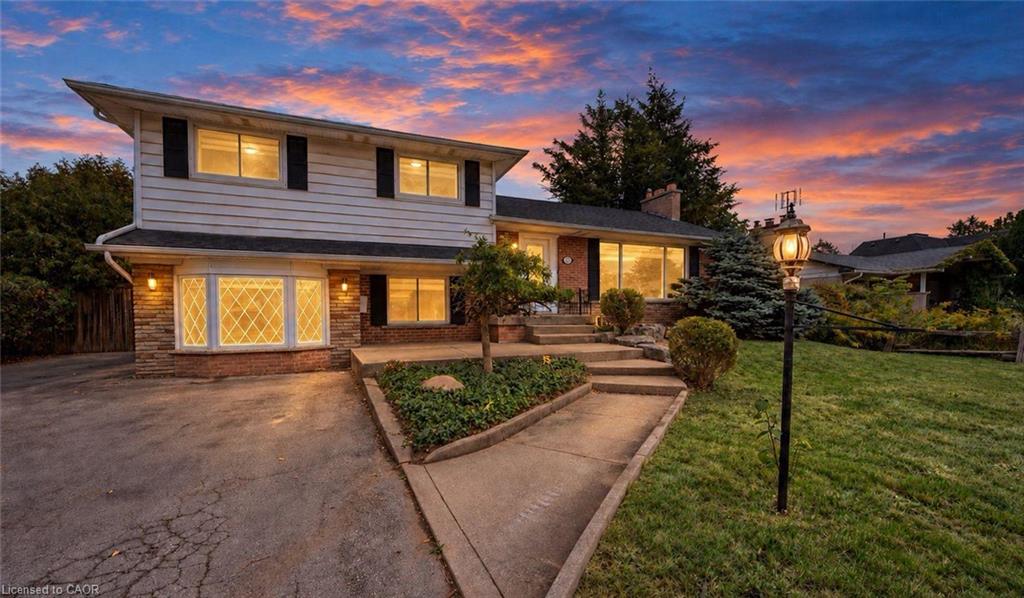 251 Third Line Property Photo 2