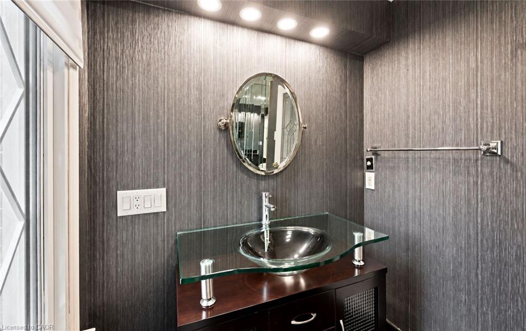 251 Third Line Property Photo 31