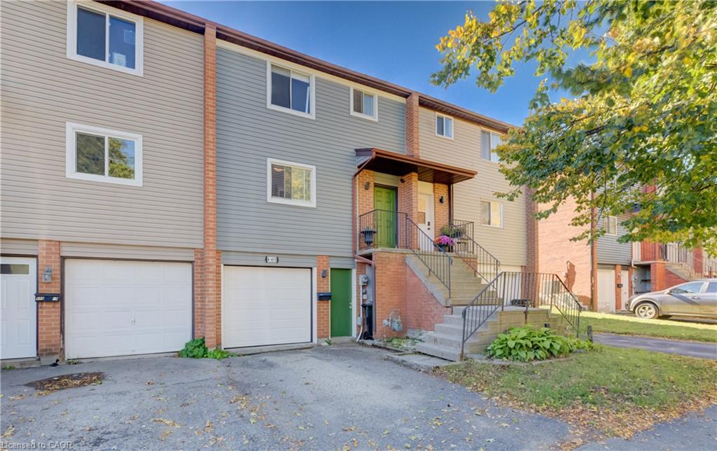 4-415 Bairstow Crescent Property Photo 3
