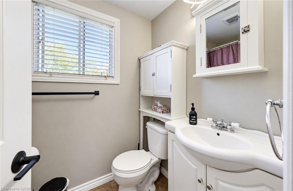 4-415 Bairstow Crescent Property Photo 22