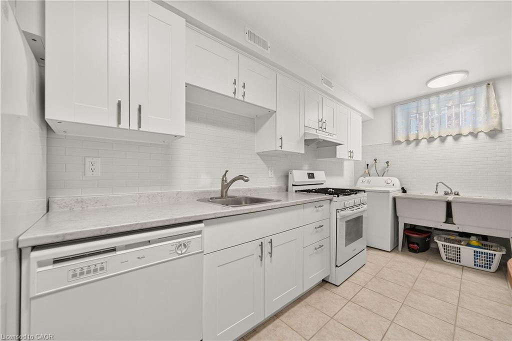 3 Harvard Place Property Photo 43