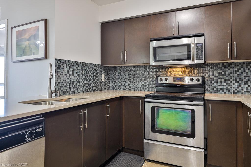 427-10 Mendelssohn Street Property Photo 6