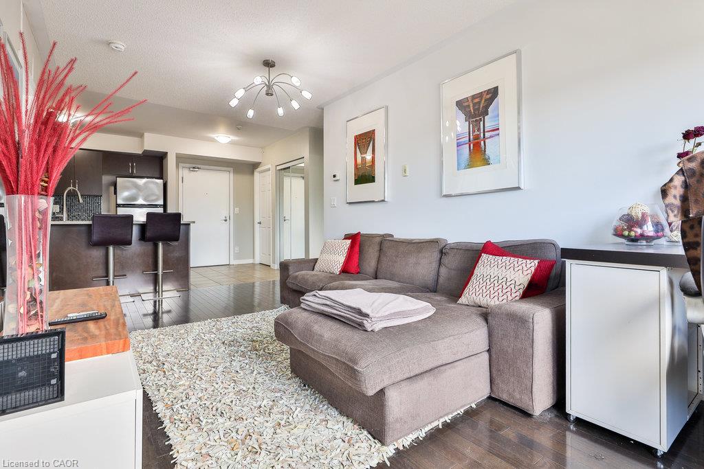 427-10 Mendelssohn Street Property Photo 13