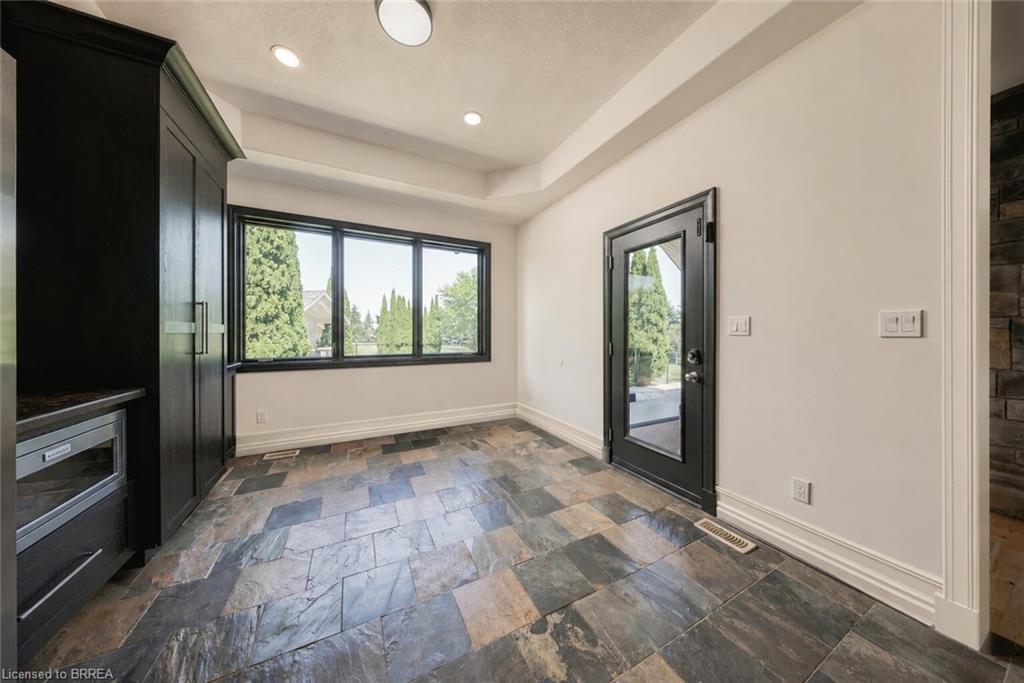 5 Tysons Way Property Photo 16