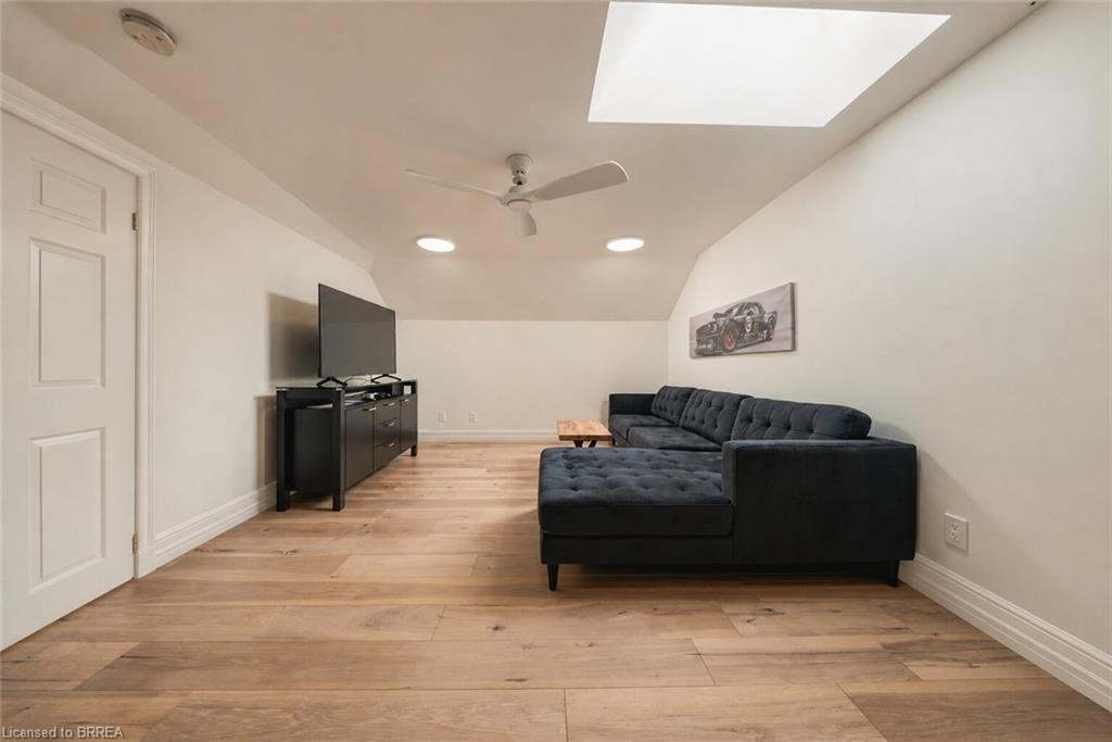 5 Tysons Way Property Photo 26