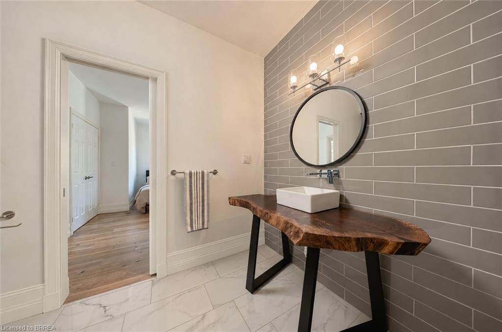 5 Tysons Way Property Photo 31