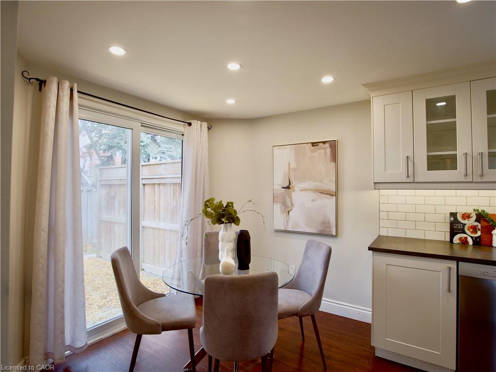 449 Exmoor Street Property Photo 9