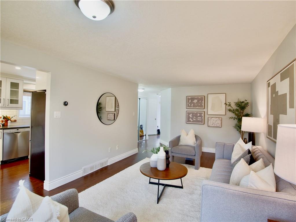 449 Exmoor Street Property Photo 14