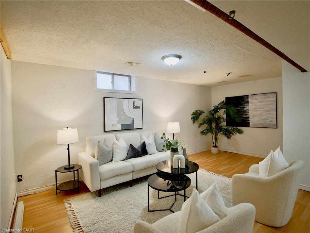 449 Exmoor Street Property Photo 29