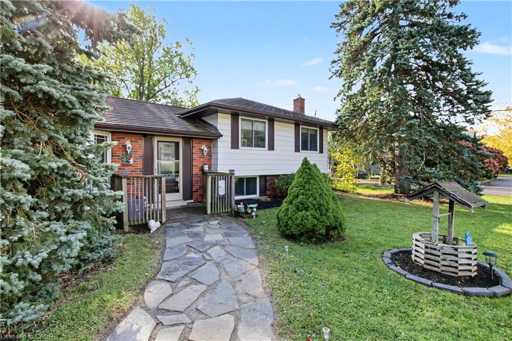 270 6th Concession Road E Property Photo 4
