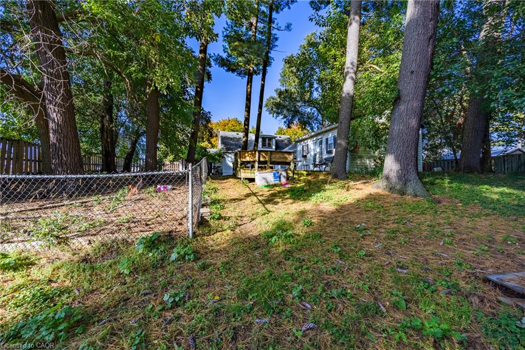 739 James Street Property Photo 25