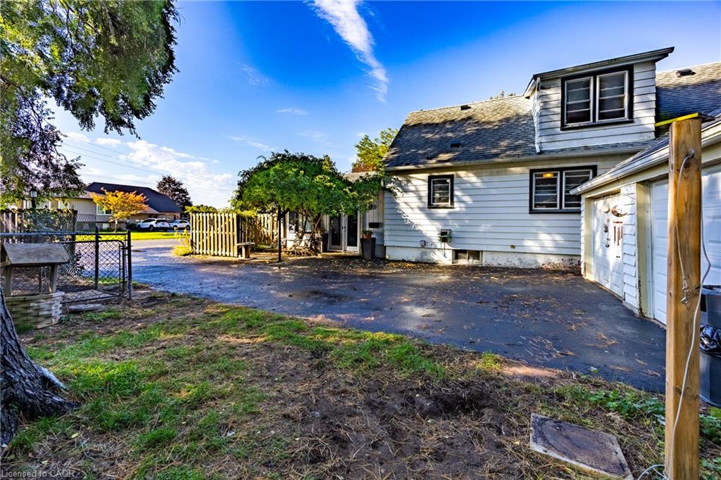 739 James Street Property Photo 26