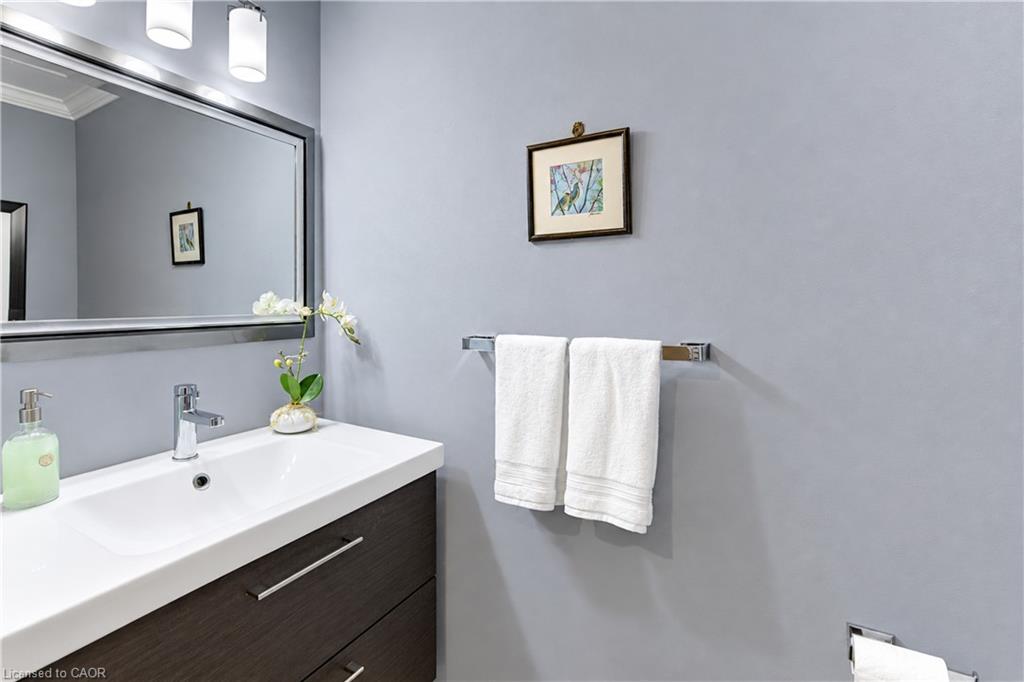 3-406 Craigleith Drive Property Photo 8