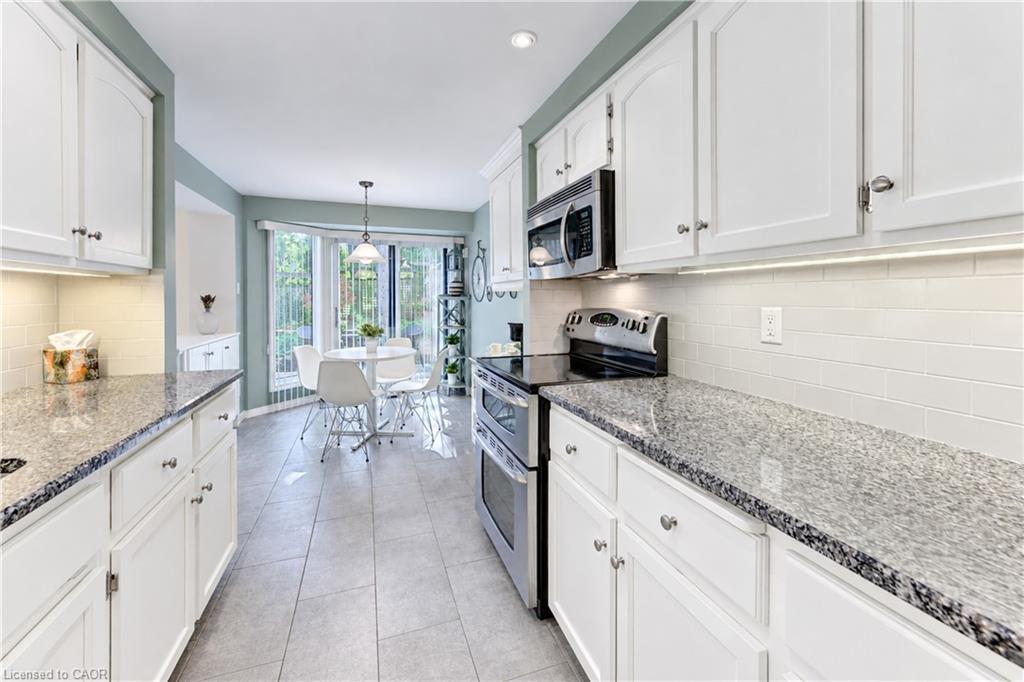3-406 Craigleith Drive Property Photo 17