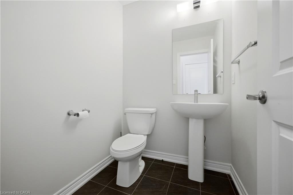 32-10 Birmingham Drive Property Photo 17
