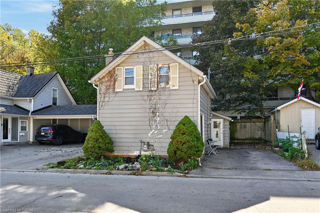 10 Maple Avenue Property Photo 1