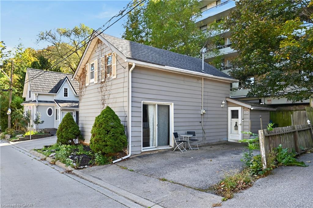 10 Maple Avenue Property Photo 2