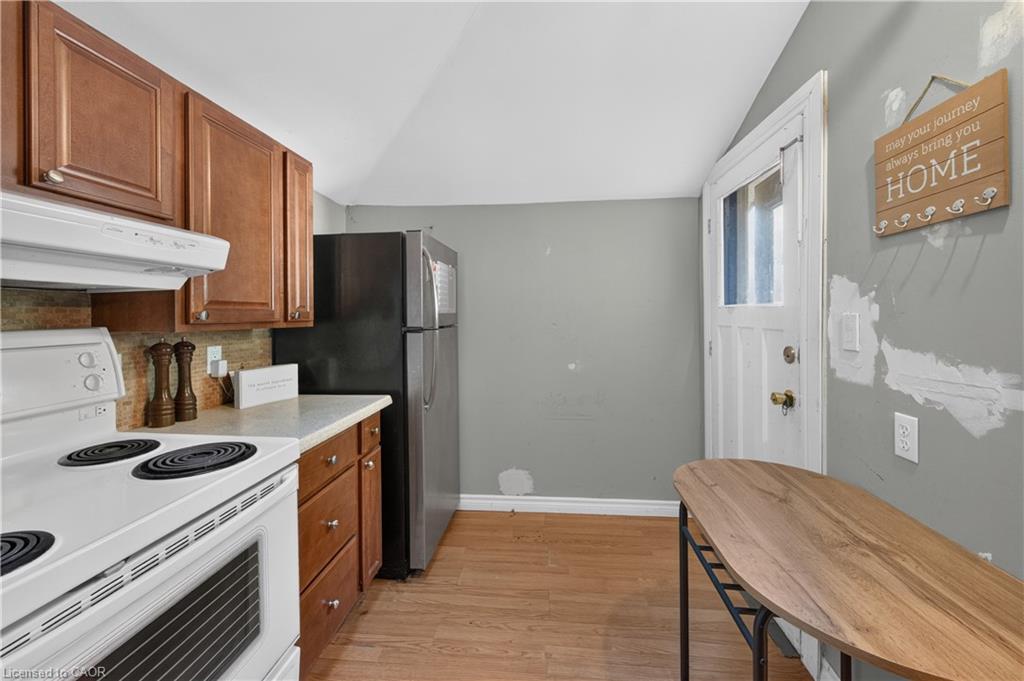 10 Maple Avenue Property Photo 6