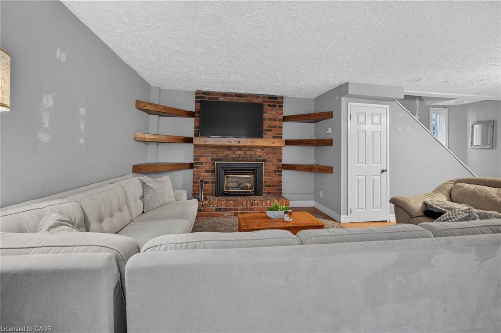 10 Maple Avenue Property Photo 15