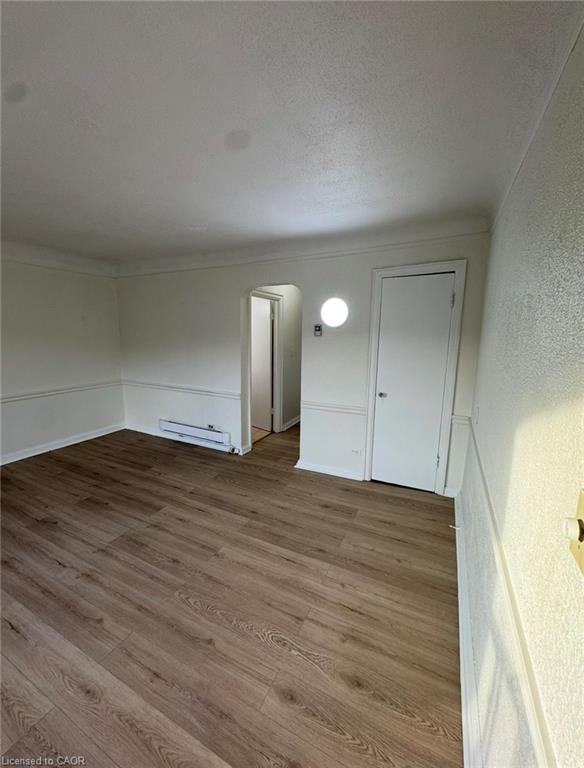 5-51 King Street E Property Photo 3