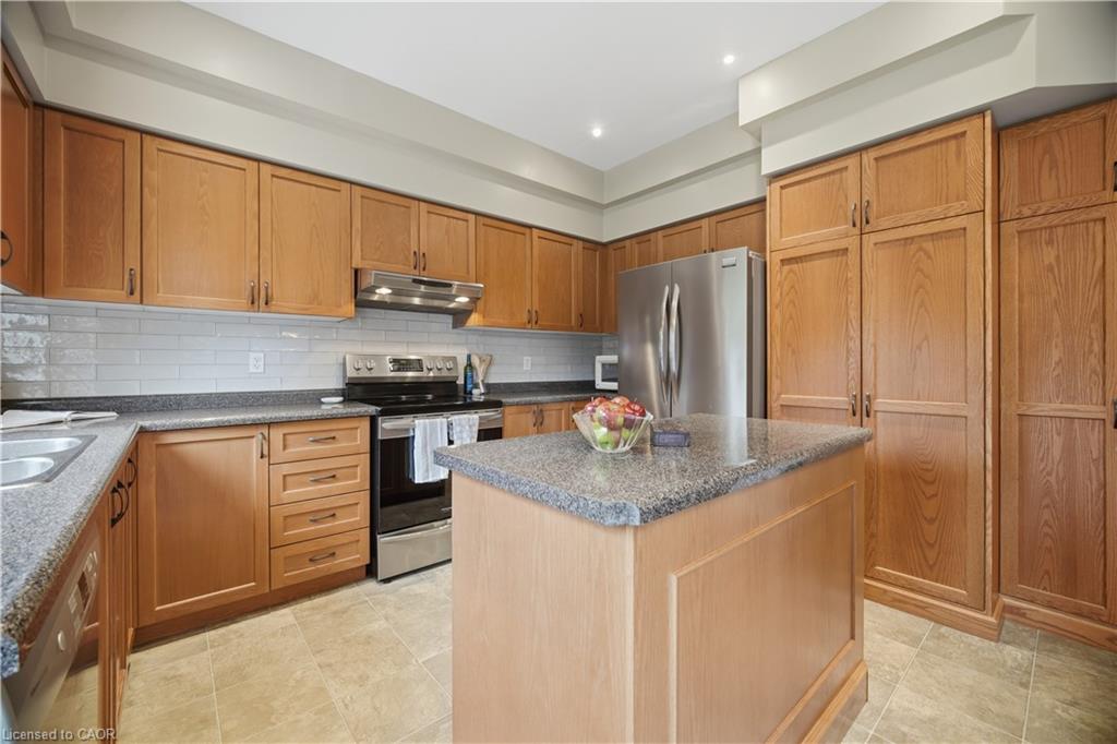 84 Meadowbank Drive Property Photo 20