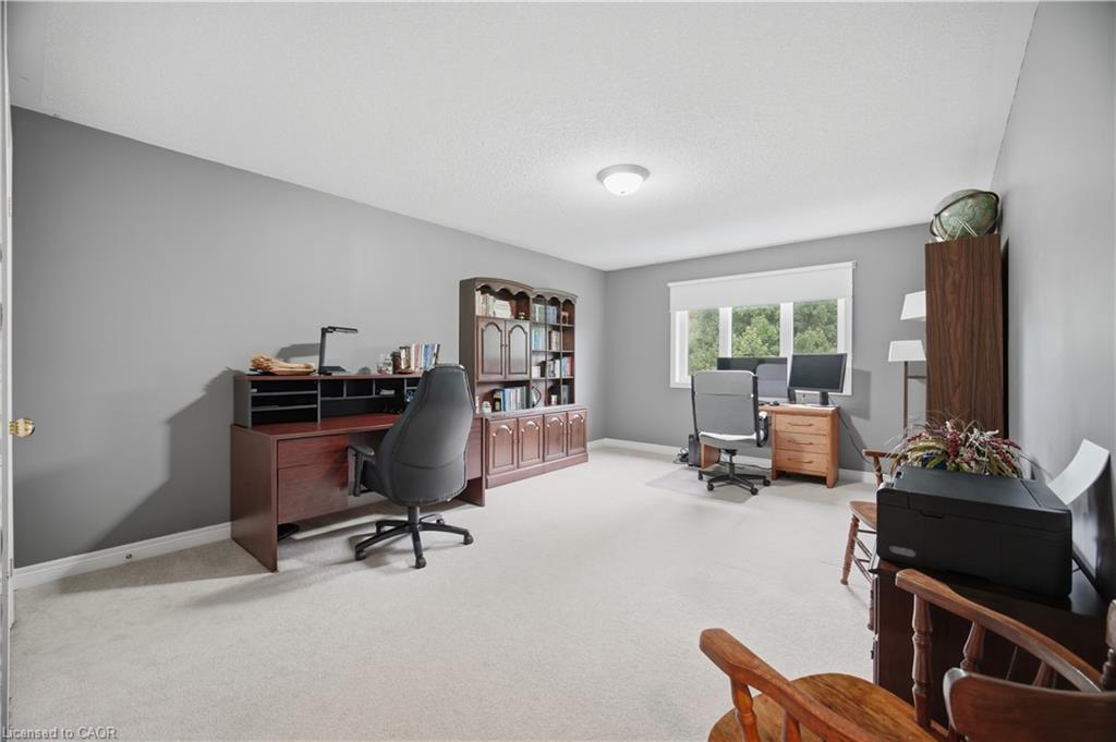 84 Meadowbank Drive Property Photo 30