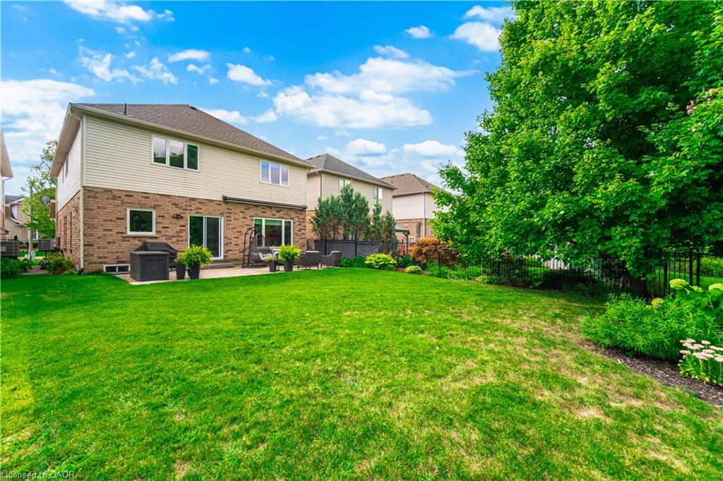 84 Meadowbank Drive Property Photo 43