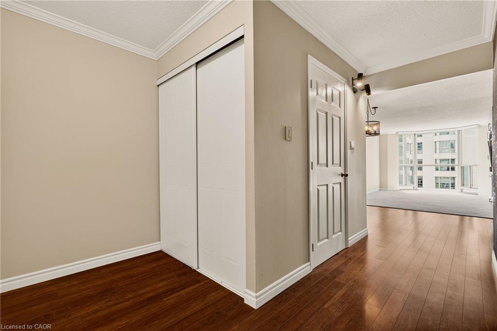 510-1225 North Shore Boulevard E Property Photo 5