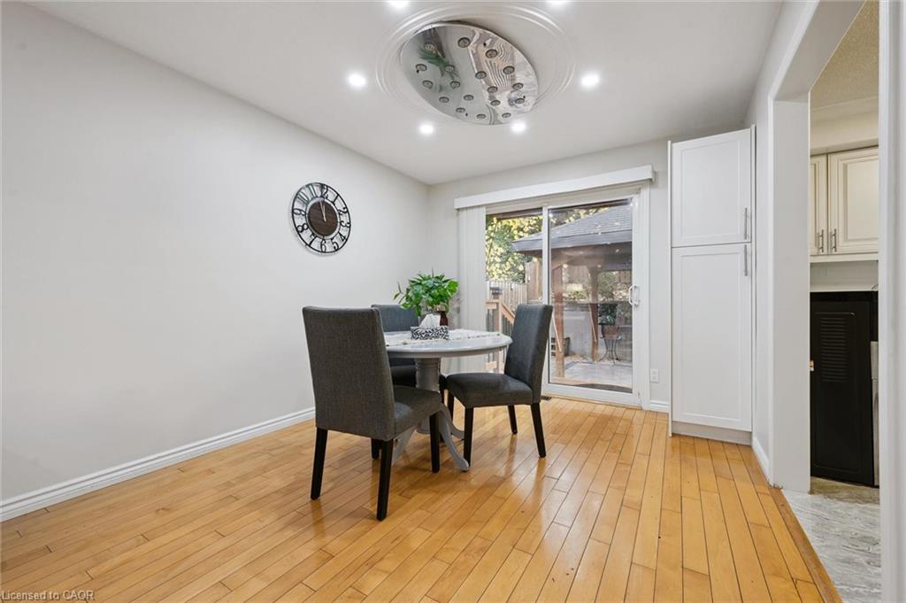 326 Manchester Road Property Photo 11