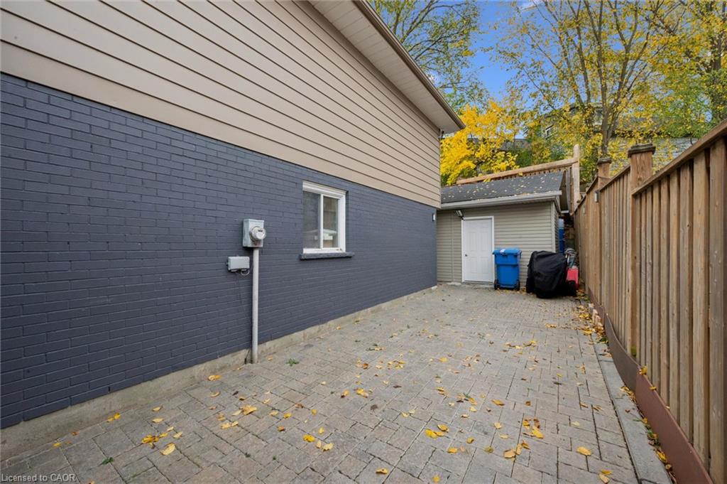 326 Manchester Road Property Photo 28