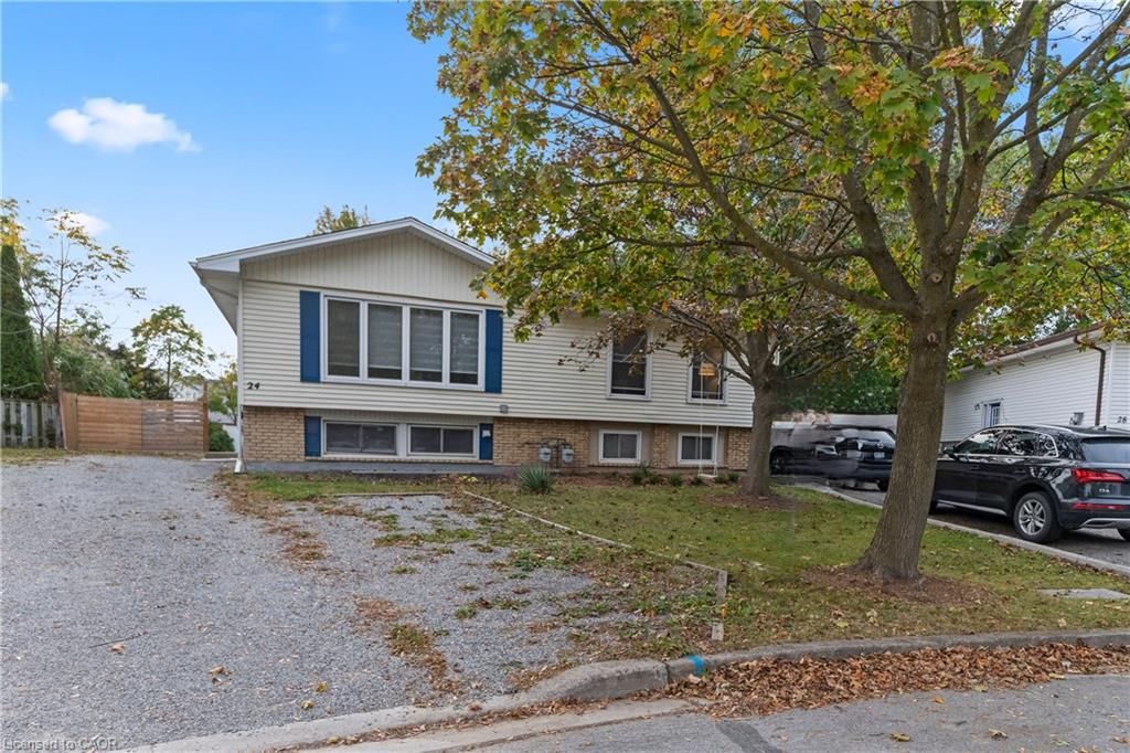 24 Tara Crescent