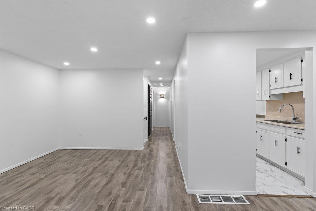 24 Tara Crescent Property Photo 18