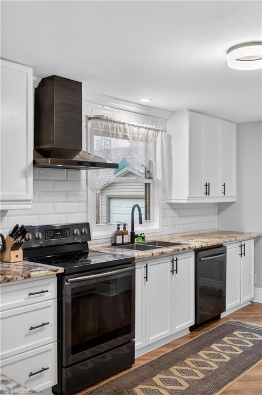 486 East 38th Street Property Photo 18