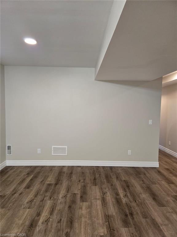 160 Beck Street Property Photo 17