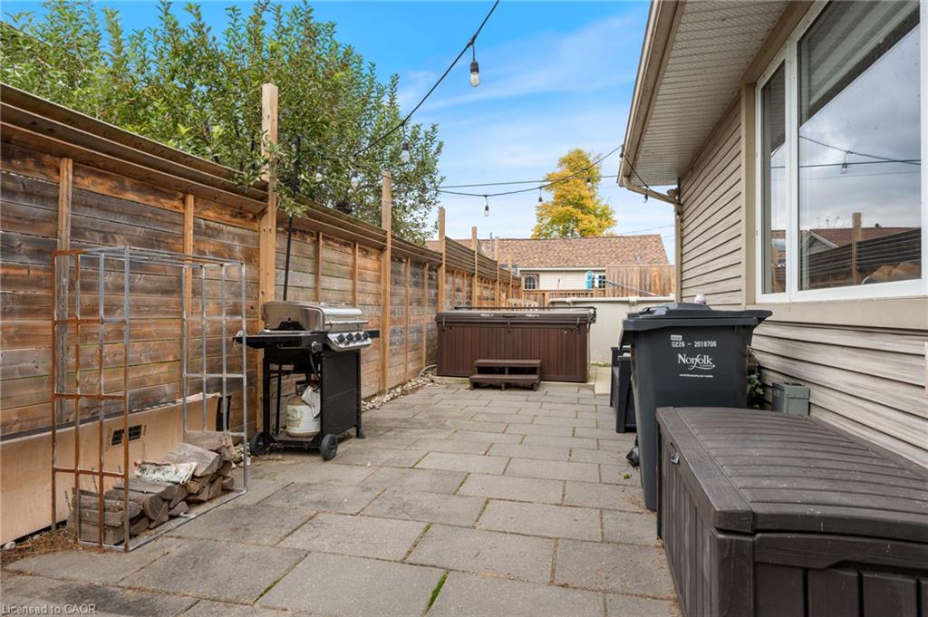 61 Brown Street Property Photo 27