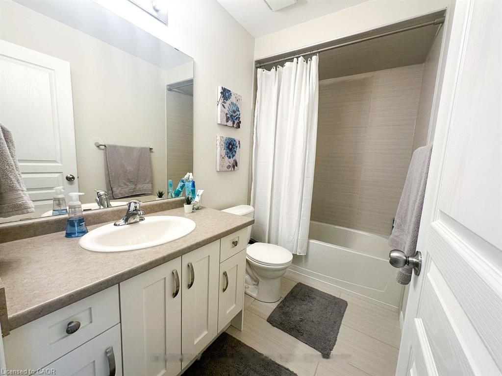 183 Penny Lane Property Photo 18