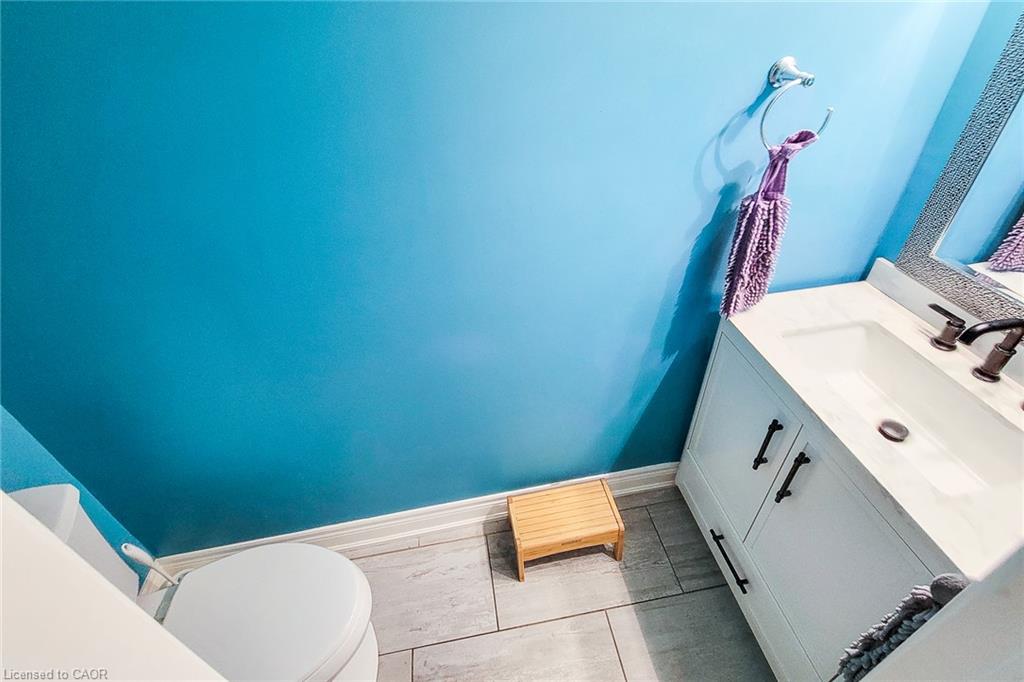 29 Woodside Square Property Photo 30