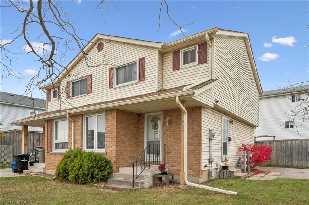 32 Jansen Avenue Property Photo 1