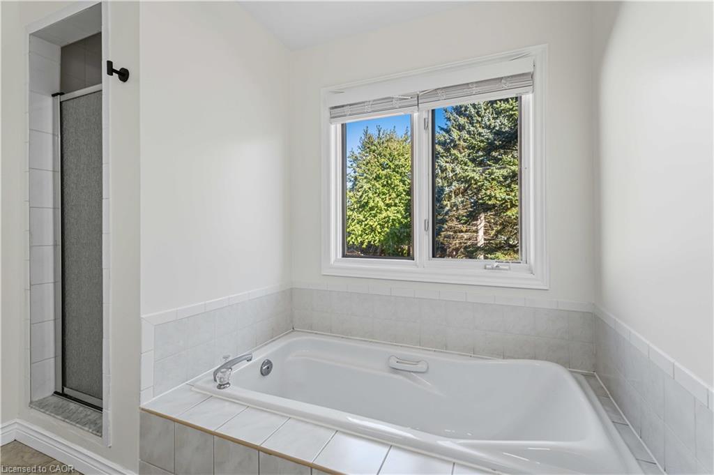 10-320 Hamilton Drive Property Photo 17