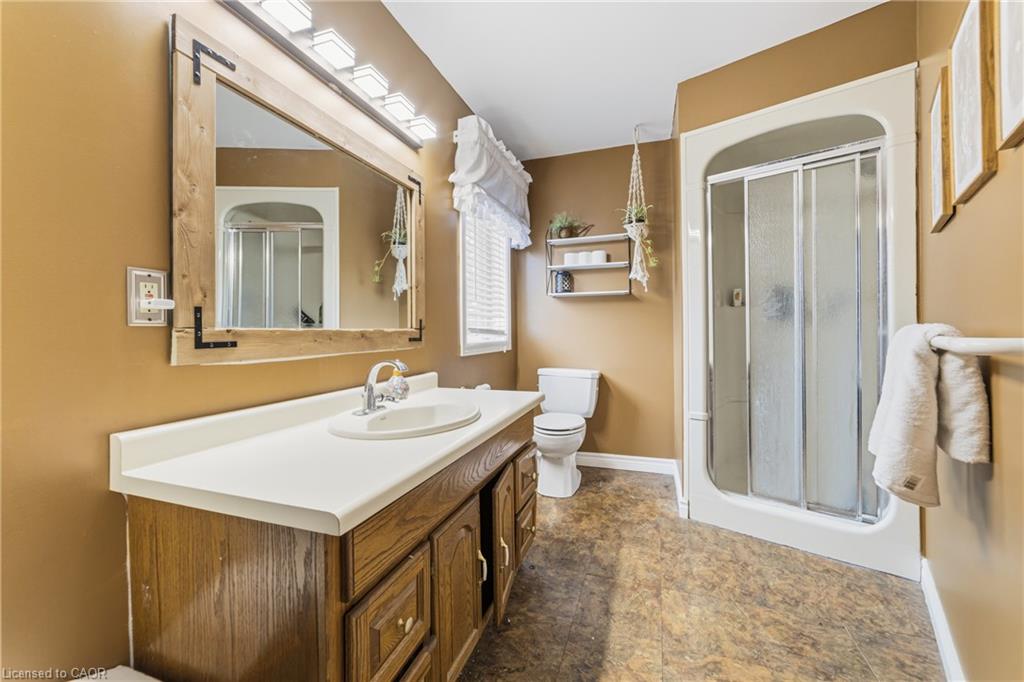 32 Clench Avenue Property Photo 18