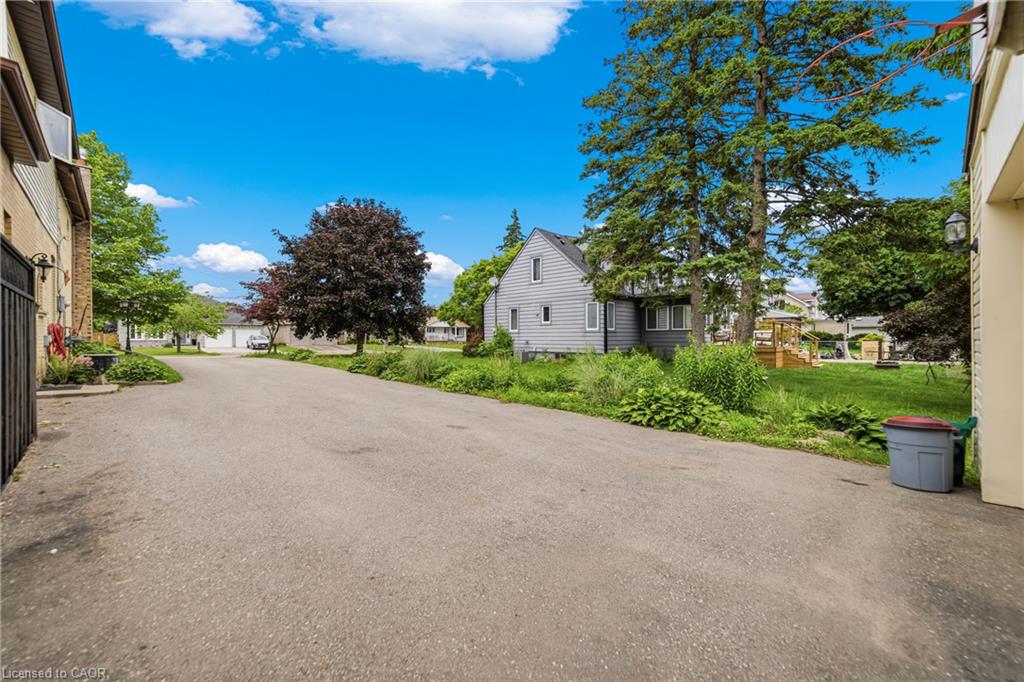 32 Clench Avenue Property Photo 28