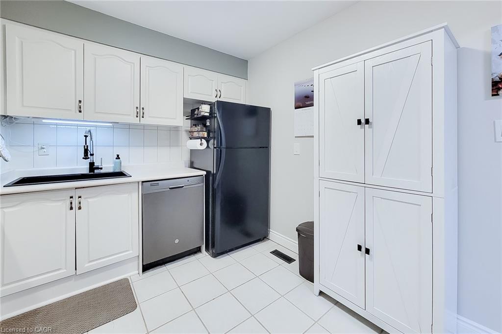 1-26 Moss Boulevard Property Photo 19