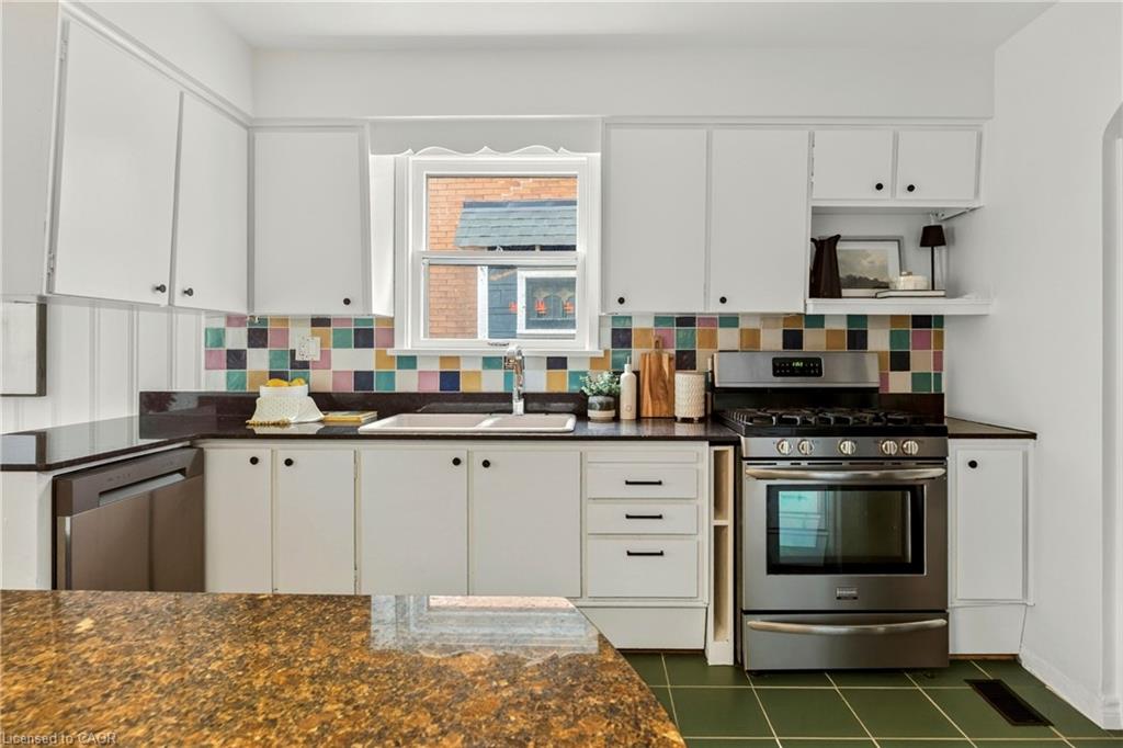 28 North Oval Property Photo 12
